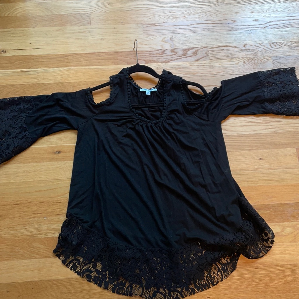 She+Sky Cold Shoulder Top